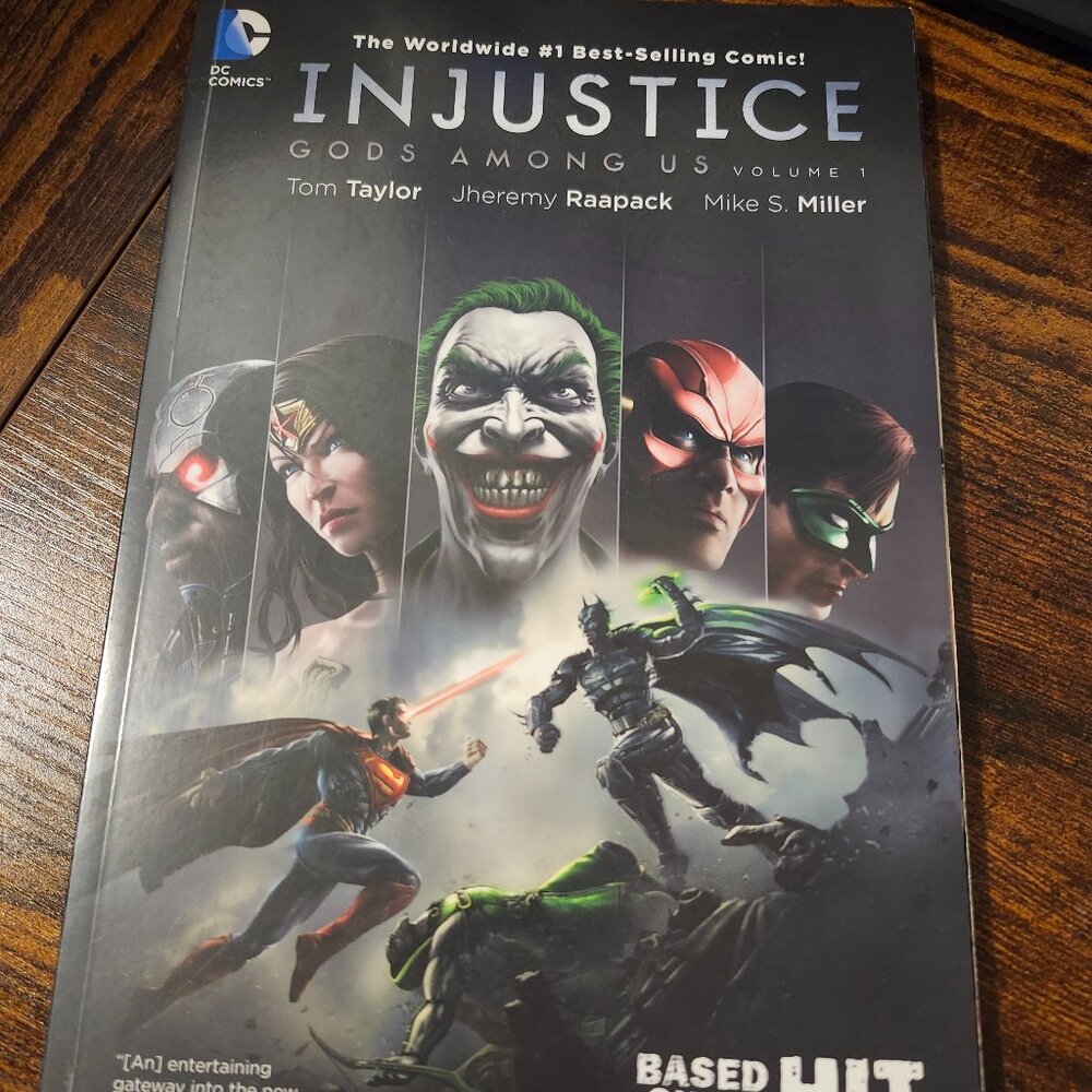Injustice: Gods Among Us, Vol. 1 - Paperback